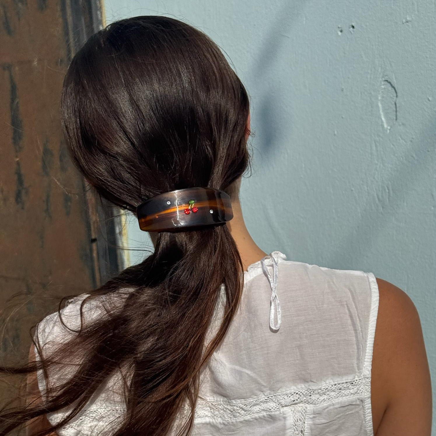 Ponytail Barrette in Tortoise Cherry - 图片 4