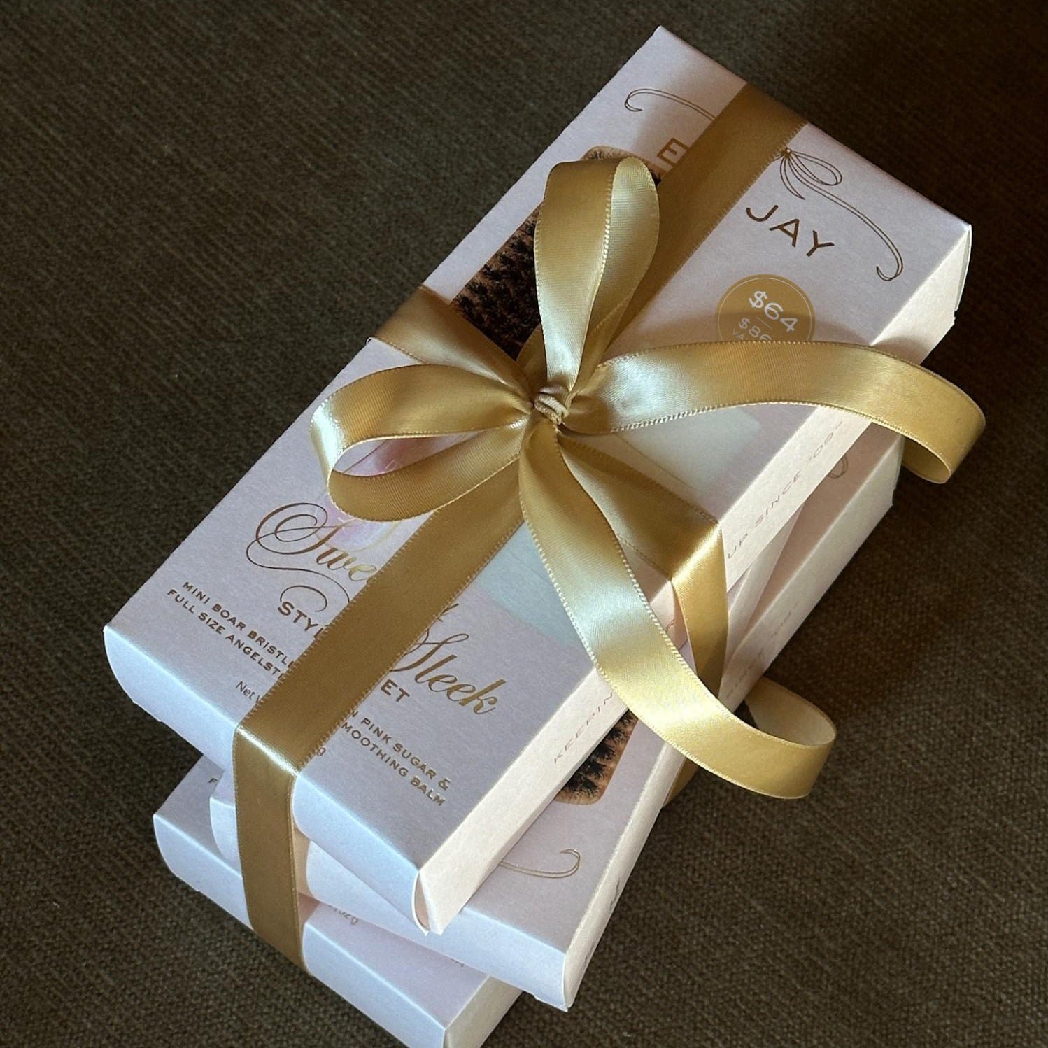 Sweet and Sleek Styling Gift Set - 图片 3